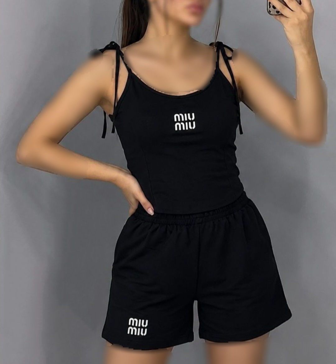 ست کراپ و شورتک miu miu