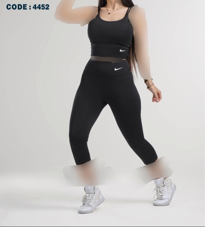 ست نیمتنه کاپدار و شلوارک ورزشی NIKE