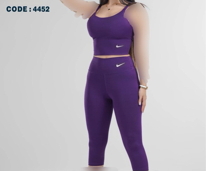 ست نیمتنه کاپدار و شلوارک ورزشی NIKE