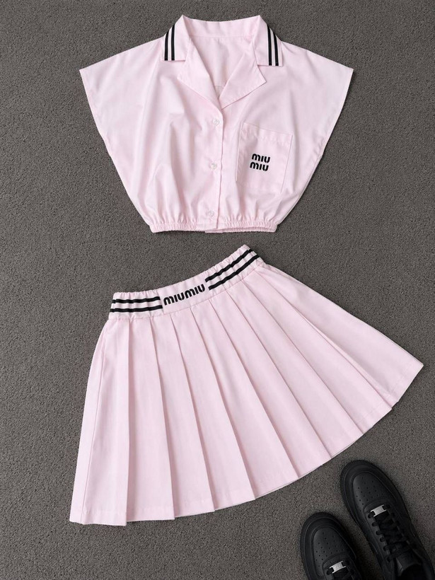 ست کراپ و دامن miu miu