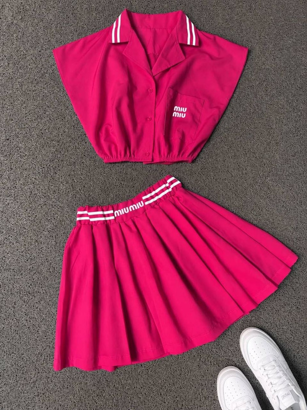 ست کراپ و دامن miu miu