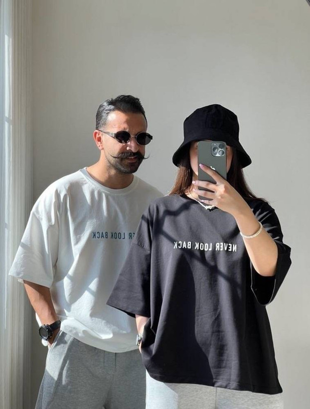 تیشرت باکسی چاپی نخ پنبه طرح NEVER LOCK BACK