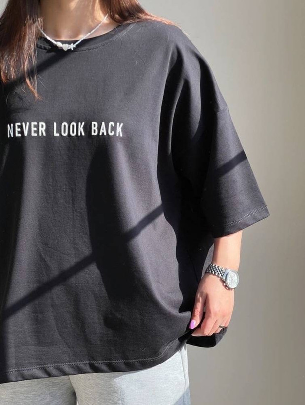 تیشرت باکسی چاپی نخ پنبه طرح NEVER LOCK BACK